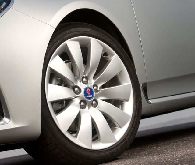 Saab Snowflake Rims Actions at Saab Service Frankfurt & Skanimport - SaabBlog - All about ...